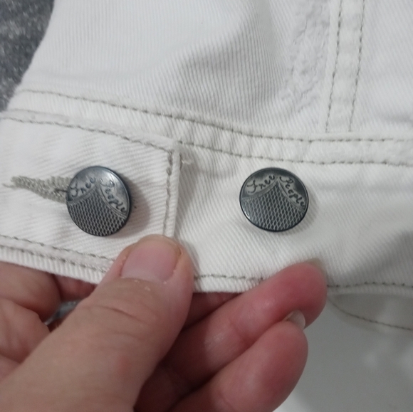 Free People Distressed White Denim Button Up Hooded Jacket Gray thermal Contrast - Picture 13 of 16